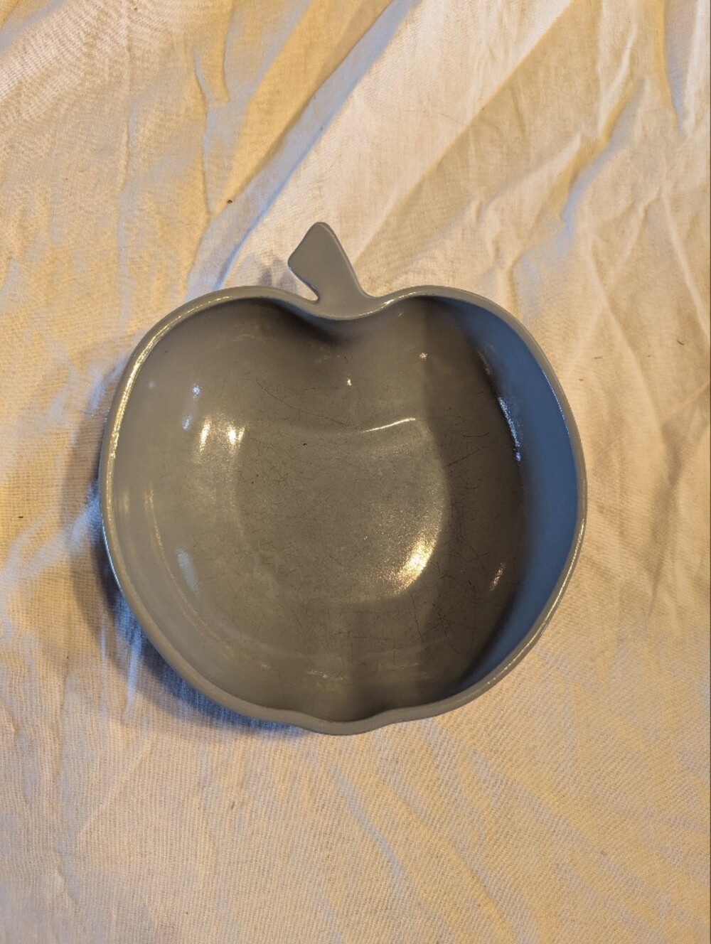 2/30$ Milk glass Apple-Shaped Decorative Bowl in Gray